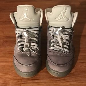 2011 Air Jordan Wolf Grey 5 Retro Men’s Sz 9